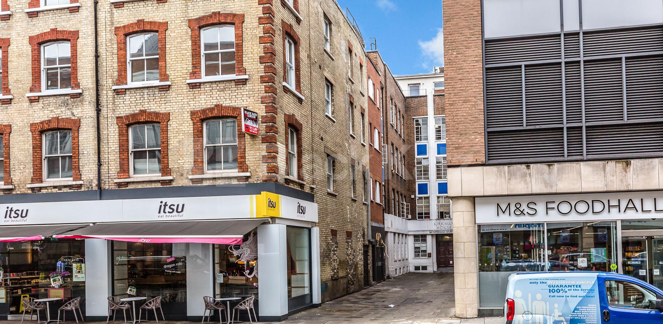 Fantastic spacious two bed by Goodge St Station Tottenham Court Road, West End